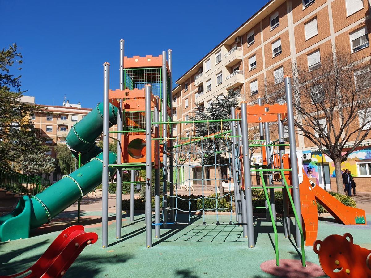 Apartamento Alameda Garden Yecla Exterior photo